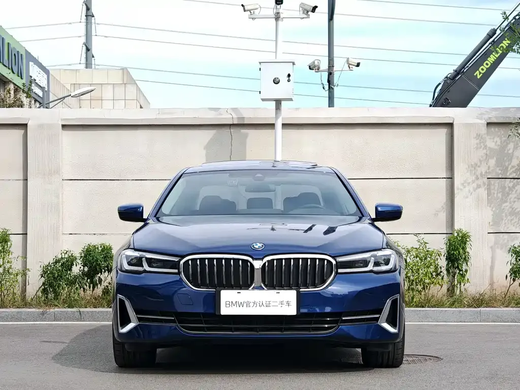 BMW 5 Series New Energy — фото 2