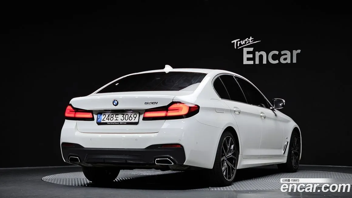 BMW 5-Series 2022 из KR, фото 2