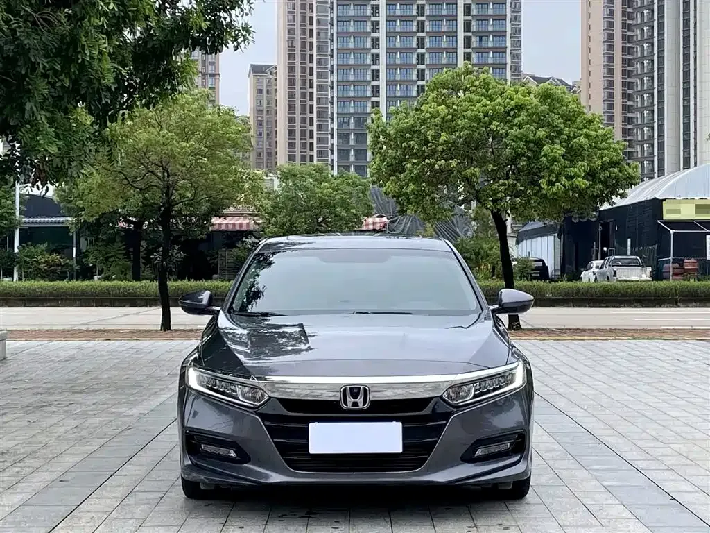 Honda Accord — фото 2