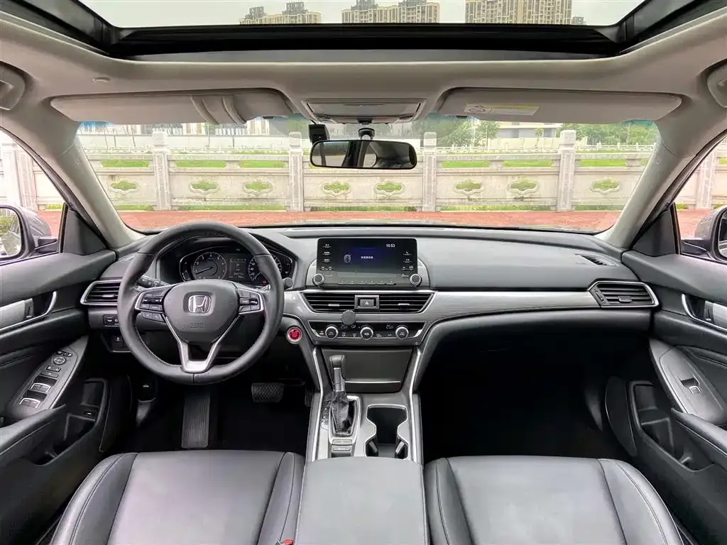 Honda Accord — фото 5