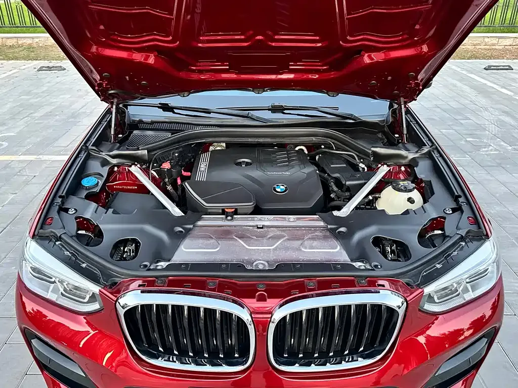BMW X4 — фото 4