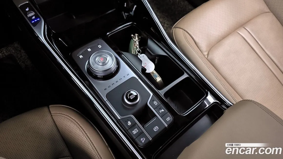 Kia Sorento — фото 9