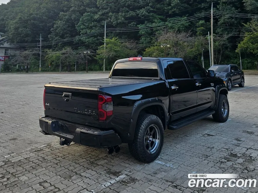 Toyota Tundra 2021 из KR, фото 2