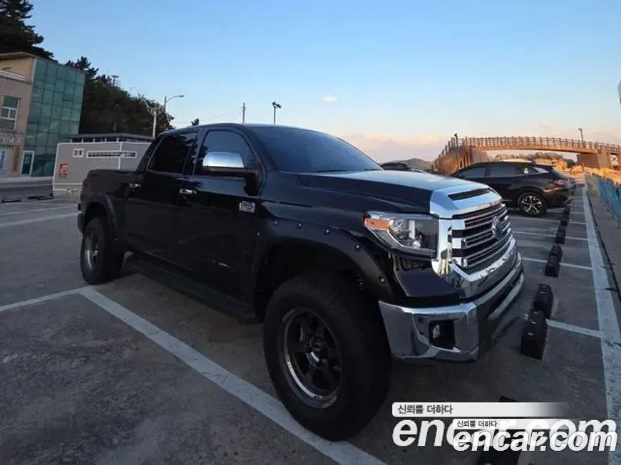 Toyota Tundra 2021 из KR, фото 3