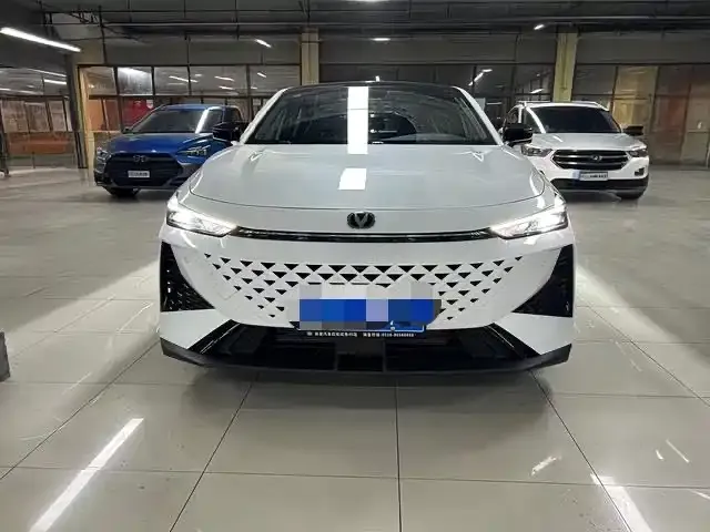 Changan UNI-V 2024 из CN, фото 3