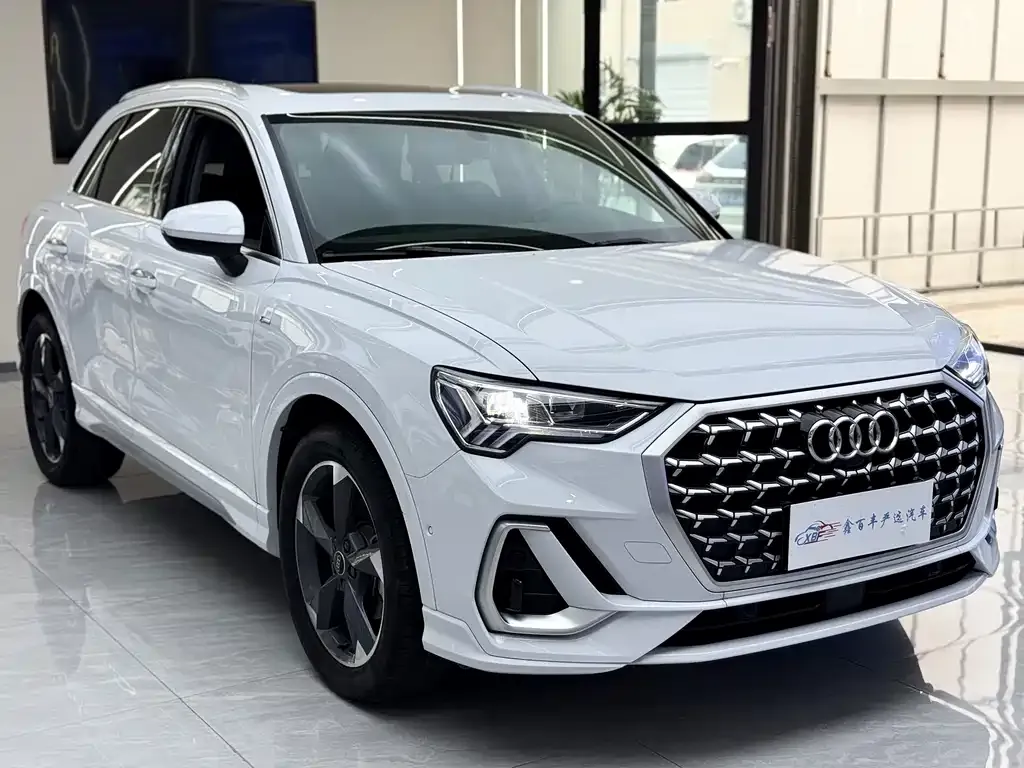 Audi Q3 2024 из CN, фото 3