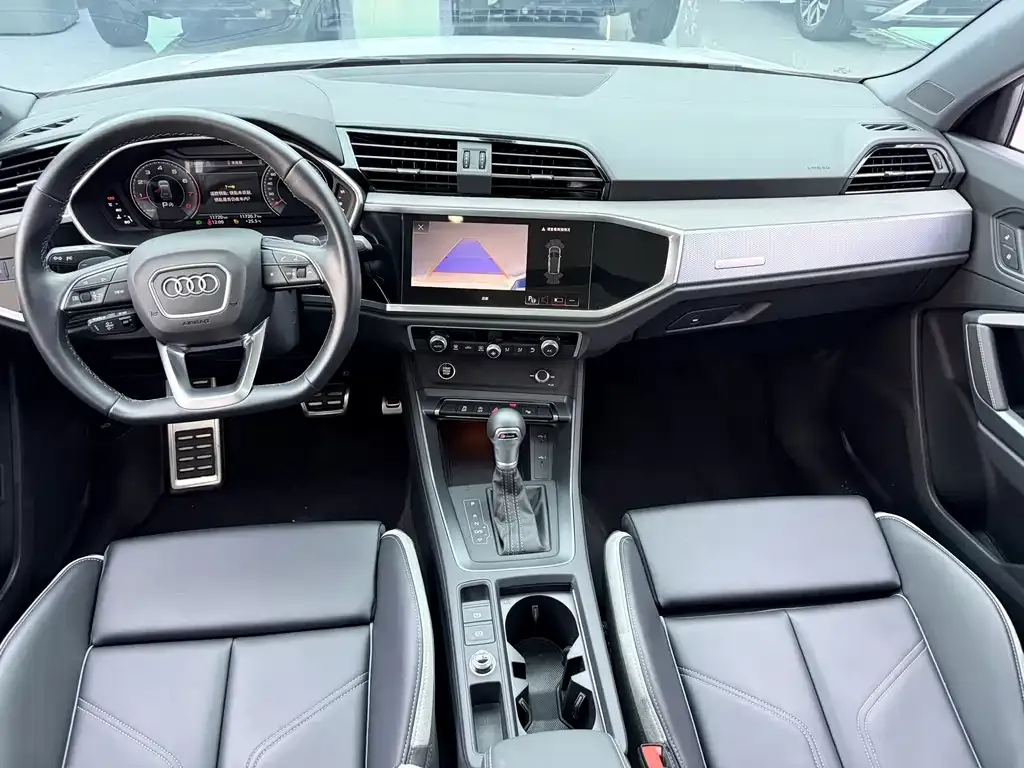 Audi Q3 2024 из CN, фото 5