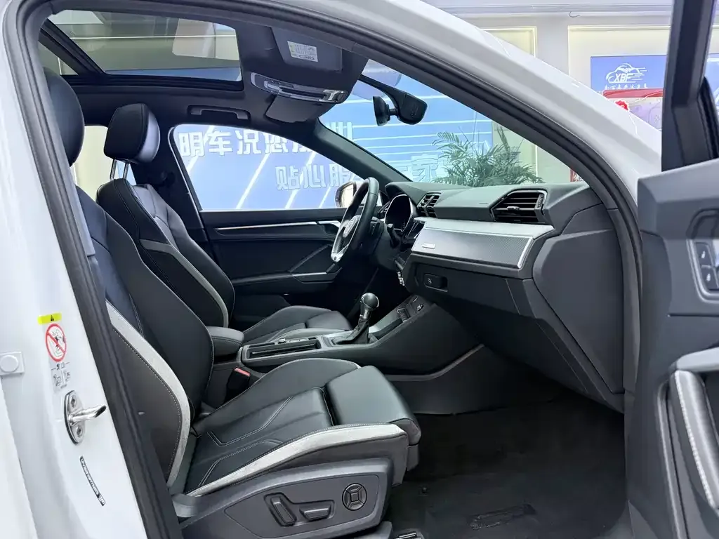 Audi Q3 2024 из CN, фото 6