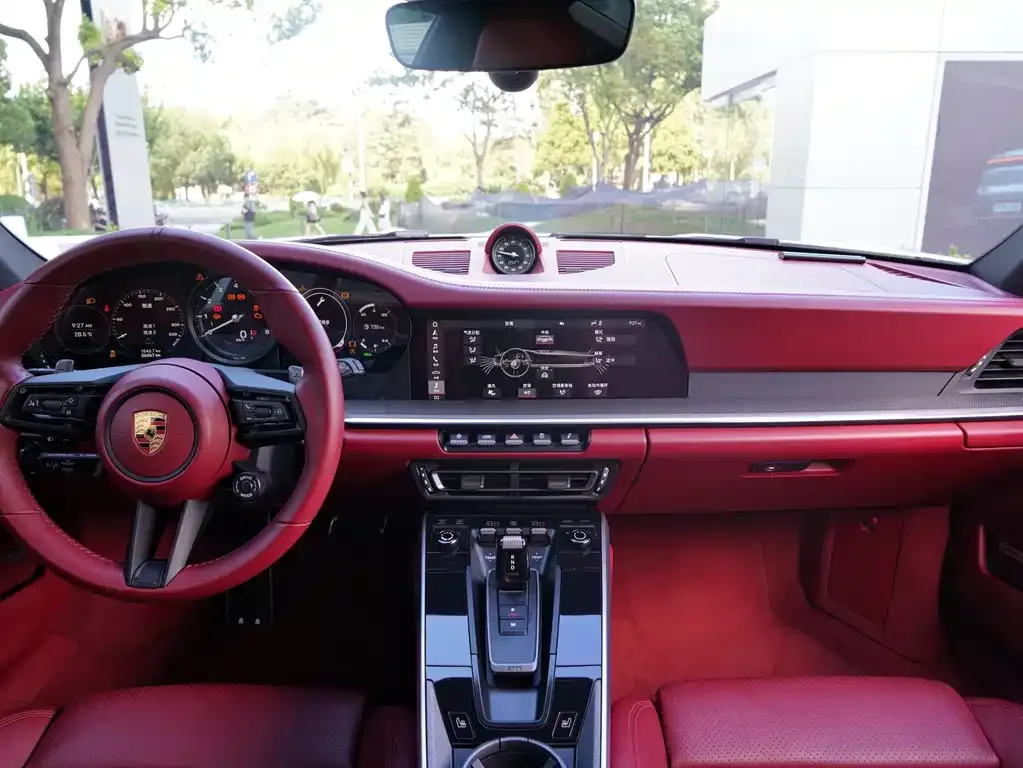 Porsche 911 2021 из CN, фото 9