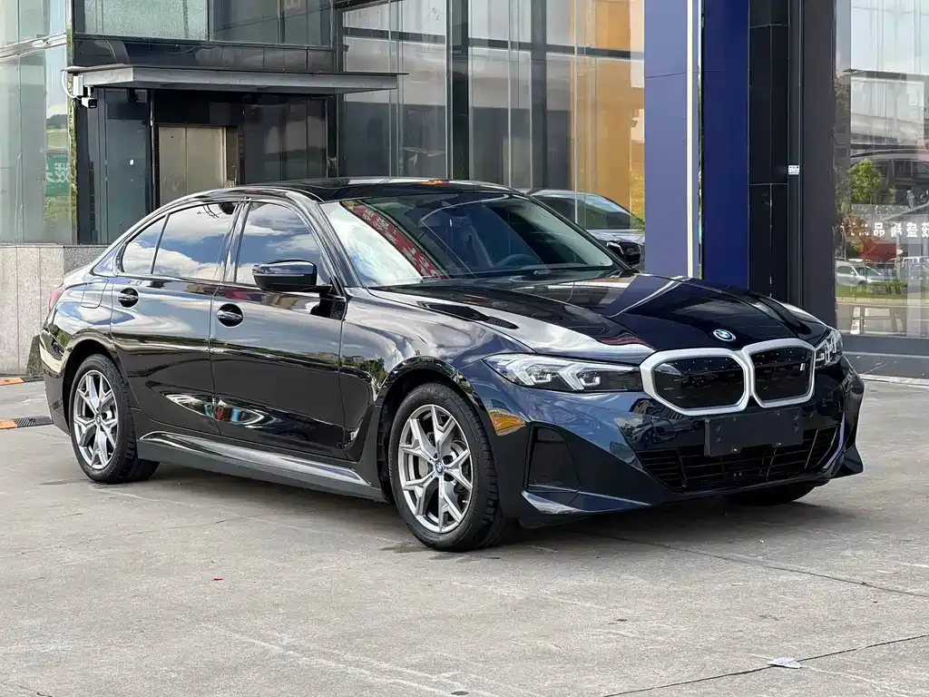 BMW i3 2023 из CN, фото 2