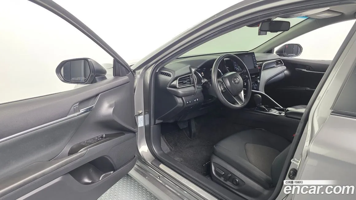 Toyota Camry 2023 из KR, фото 10