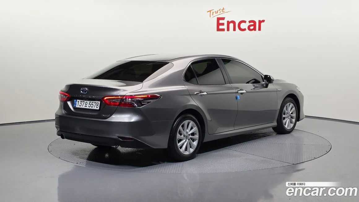 Toyota Camry 2023 из KR, фото 2