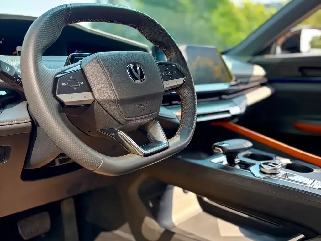 Changan UNI-V 2022 из CN, фото 4
