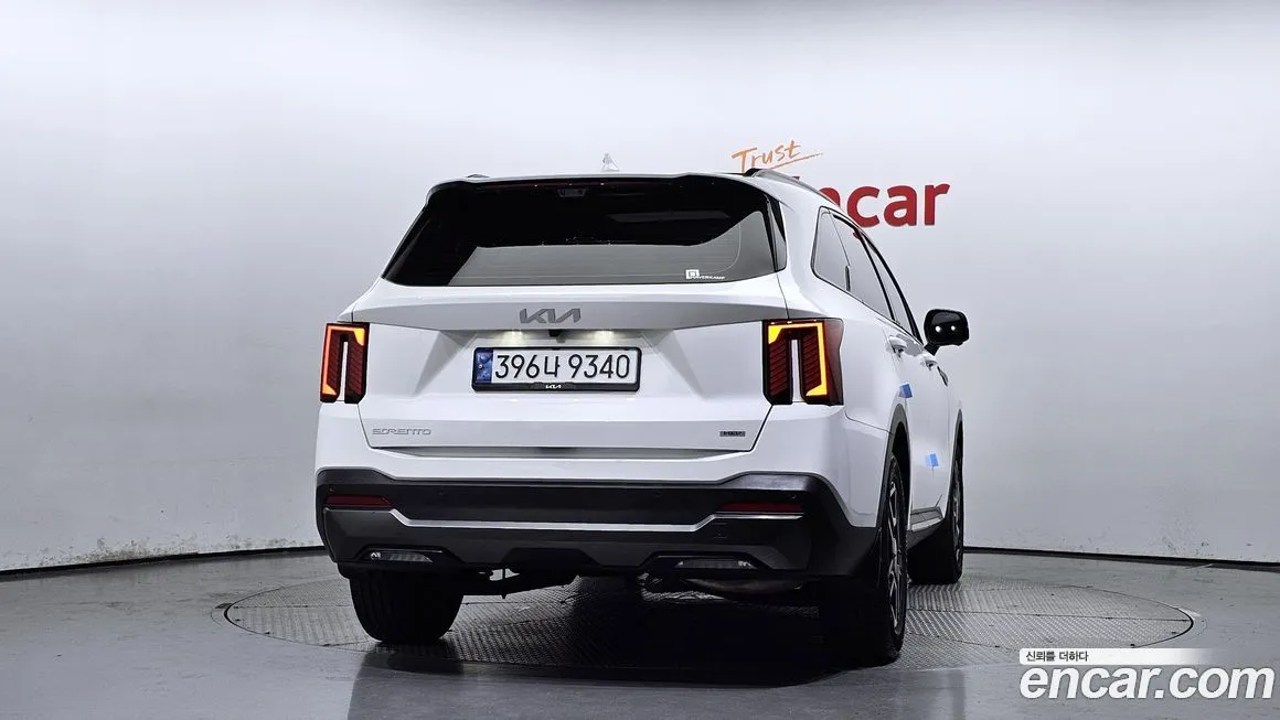 Kia Sorento — фото 4