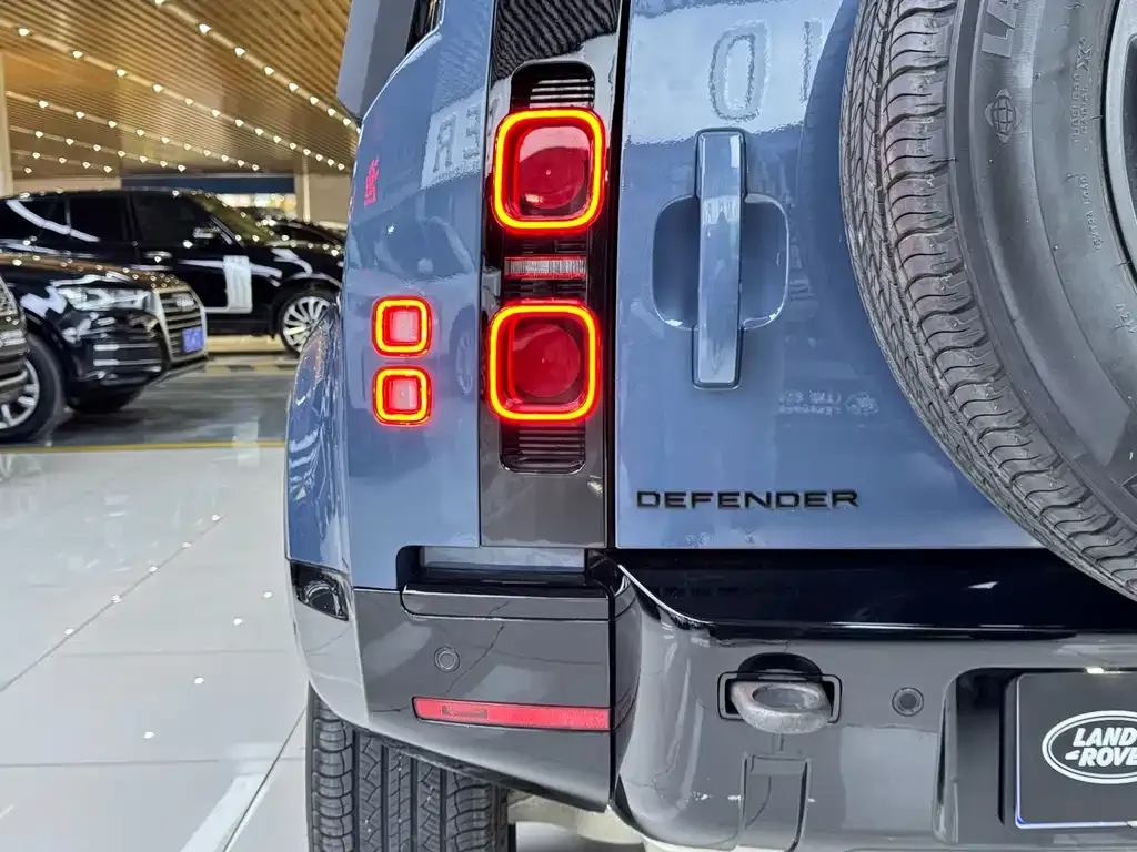 Land Rover Defender 2022 из CN, фото 9