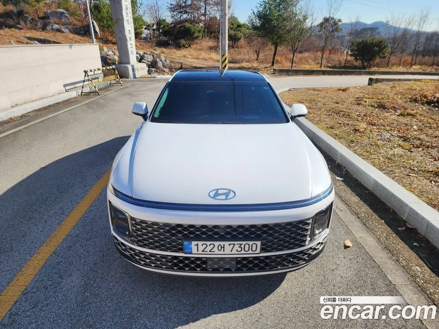 Hyundai Grandeur 2023 из KR, фото 2