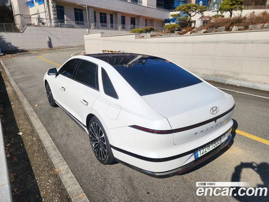 Hyundai Grandeur 2023 из KR, фото 4