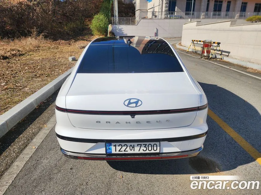 Hyundai Grandeur 2023 из KR, фото 5