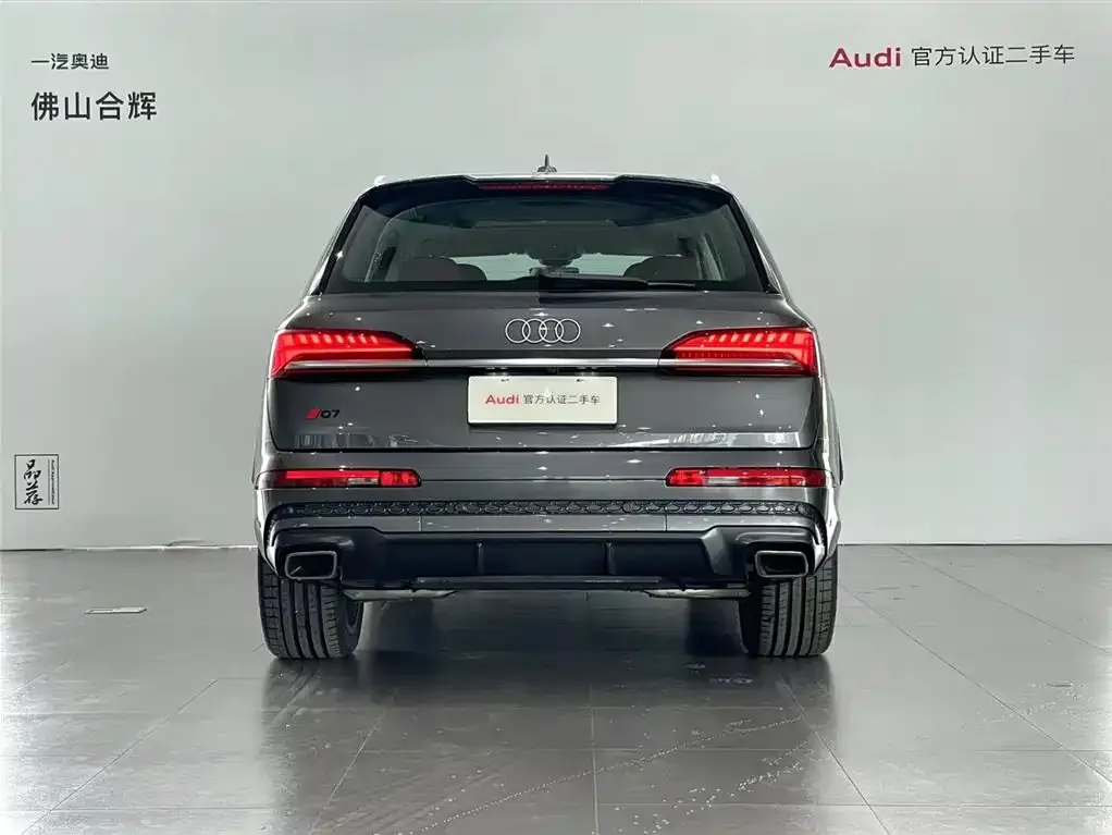 Audi Q7 — фото 5