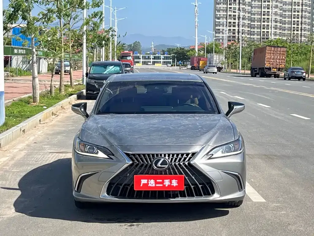 Lexus ES 2022 из CN, фото 2