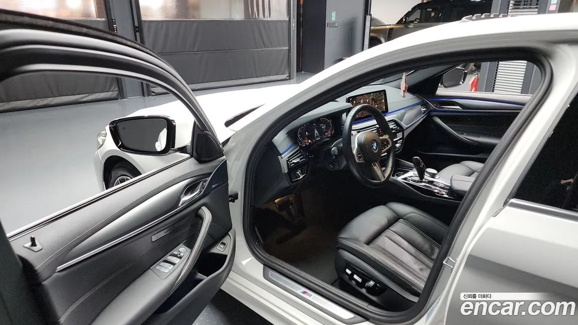 BMW 5-Series 2022 из KR, фото 10