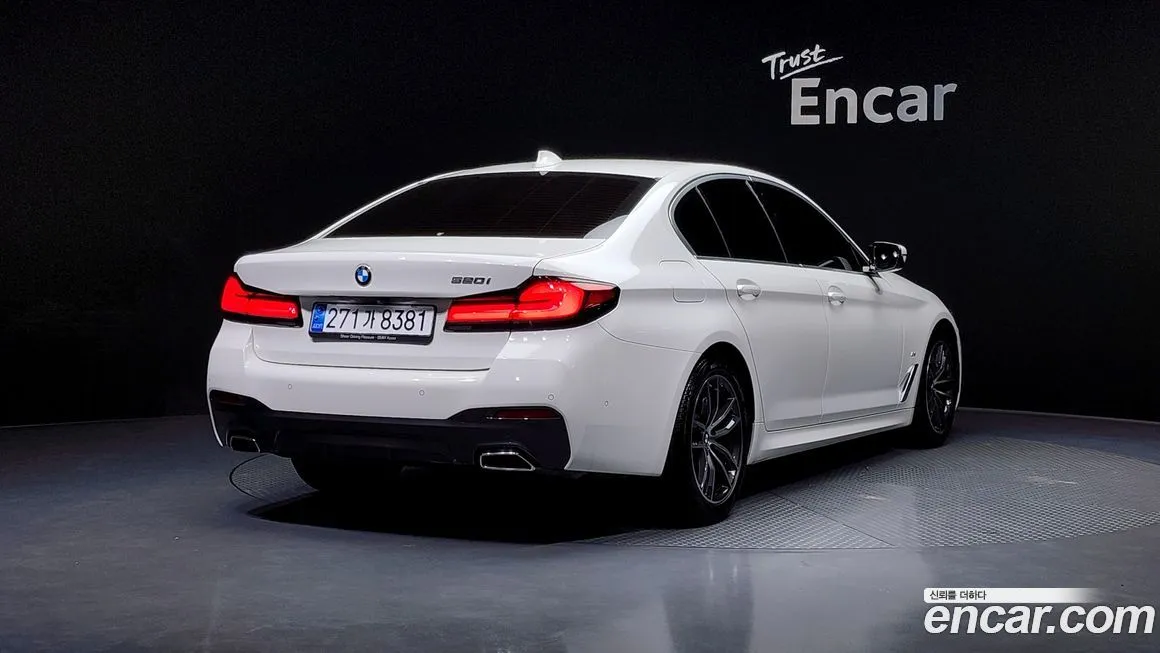 BMW 5-Series 2022 из KR, фото 2