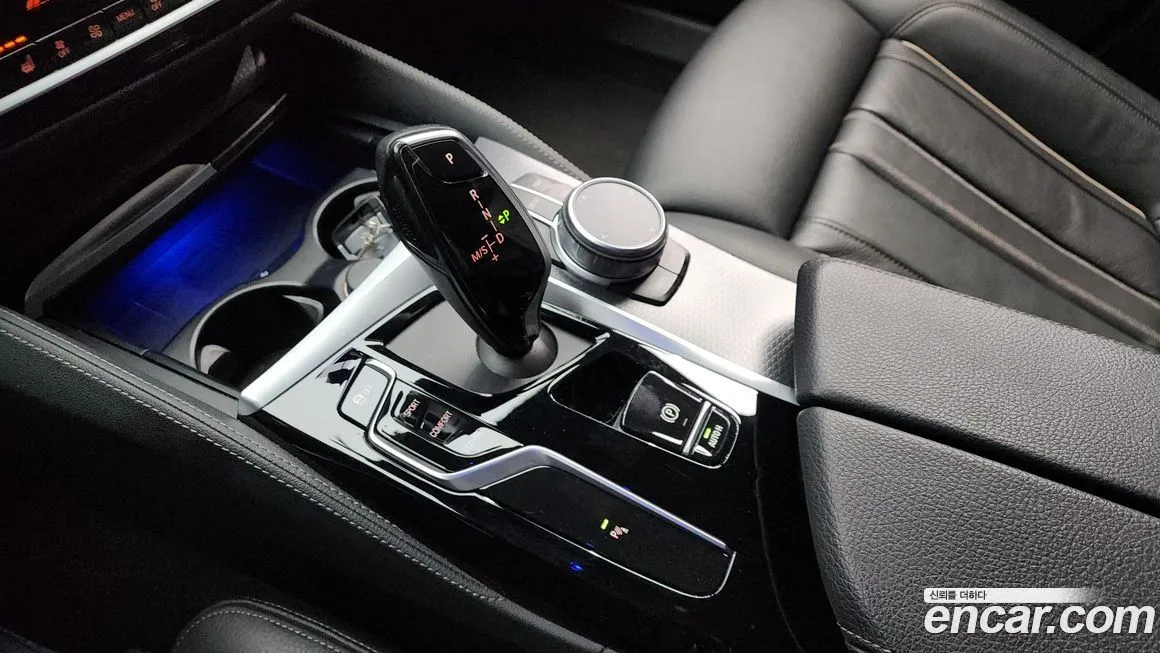 BMW 5-Series 2022 из KR, фото 9