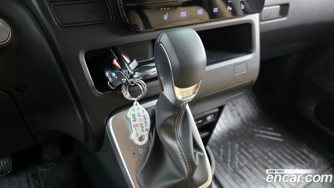 Hyundai Staria 2025 из KR, фото 9