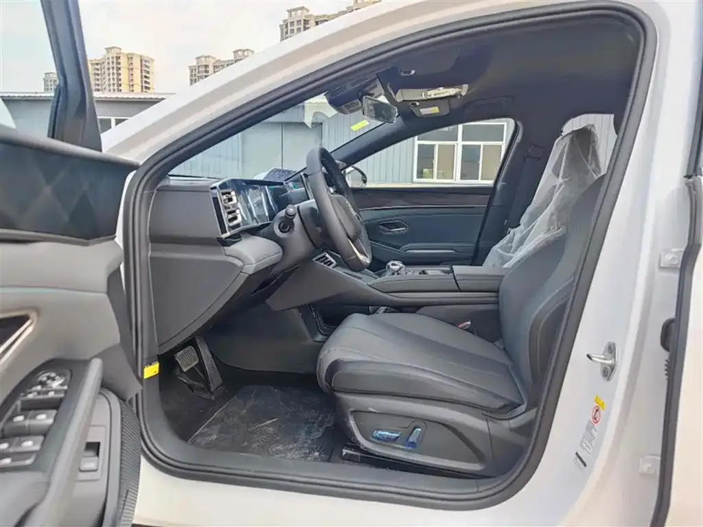 BYD Qin L 2025 из CN, фото 10
