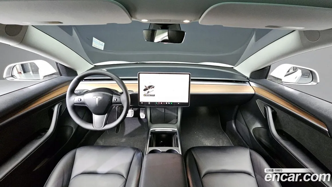 Tesla Model 3 — фото 7