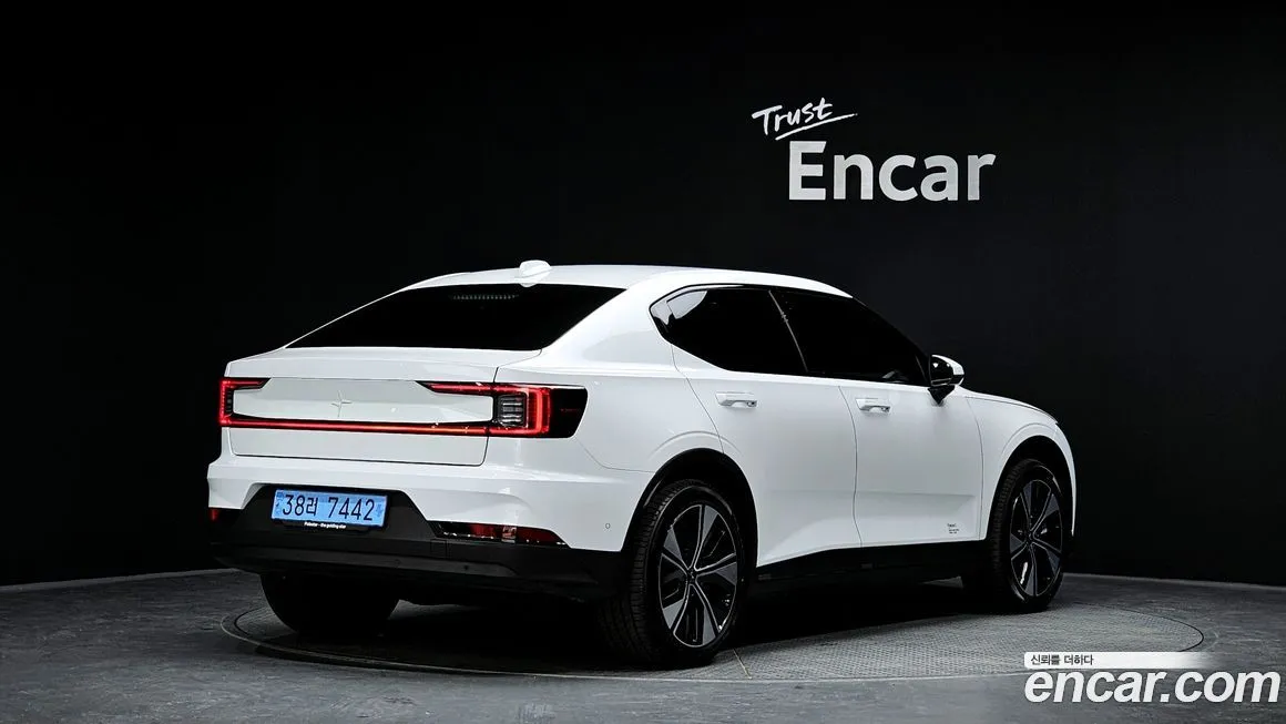 Polestar Polestar 2 — фото 2
