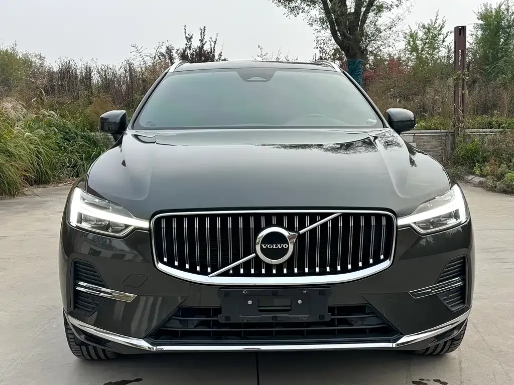 Volvo XC60 — фото 2