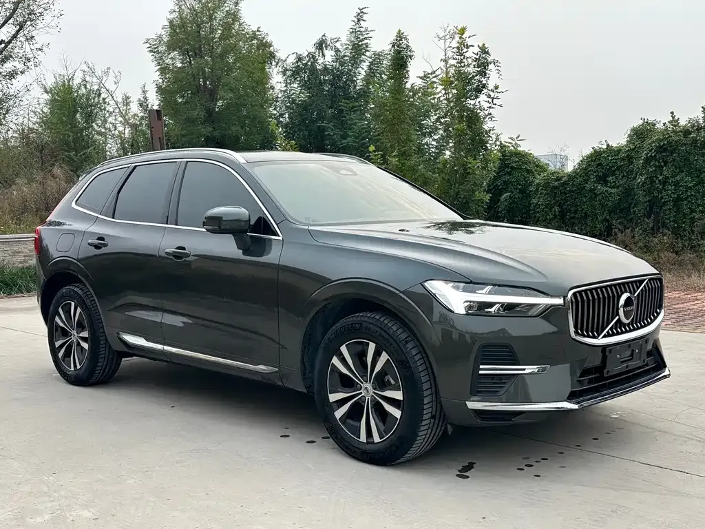 Volvo XC60 — фото 3