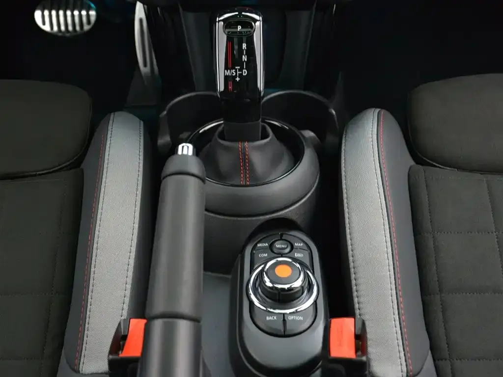 MINI JCW (John Cooper Works) 2023 из CN, фото 10