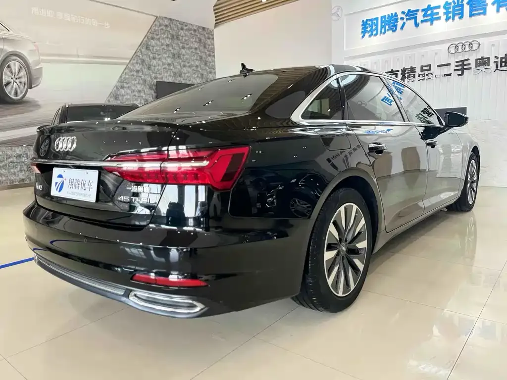 Audi A6L 2021 из CN, фото 4