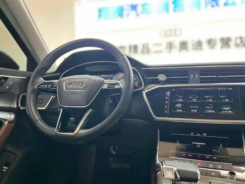 Audi A6L 2021 из CN, фото 7