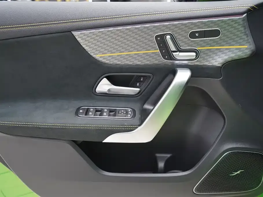 [object Object] A-Class AMG (Import) 2025 из CN, фото 5