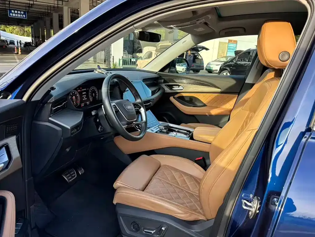Audi Q6 2024 из CN, фото 3