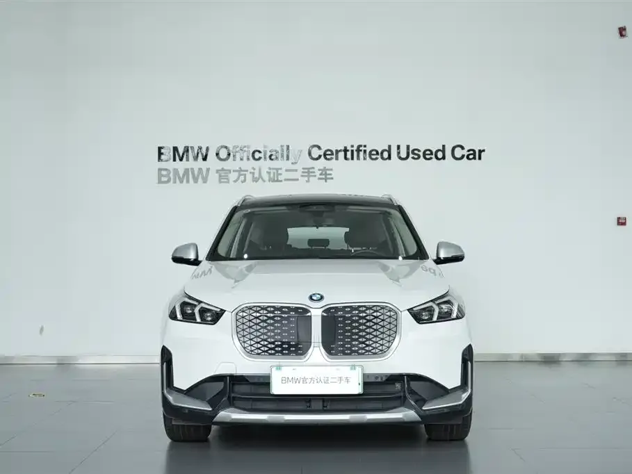 BMW iX1 2024 из CN, фото 4
