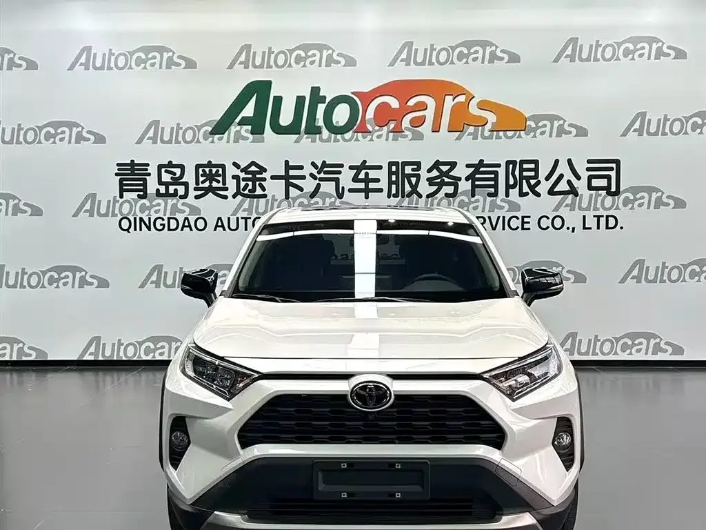 Toyota RAV4 2023 из CN, фото 2