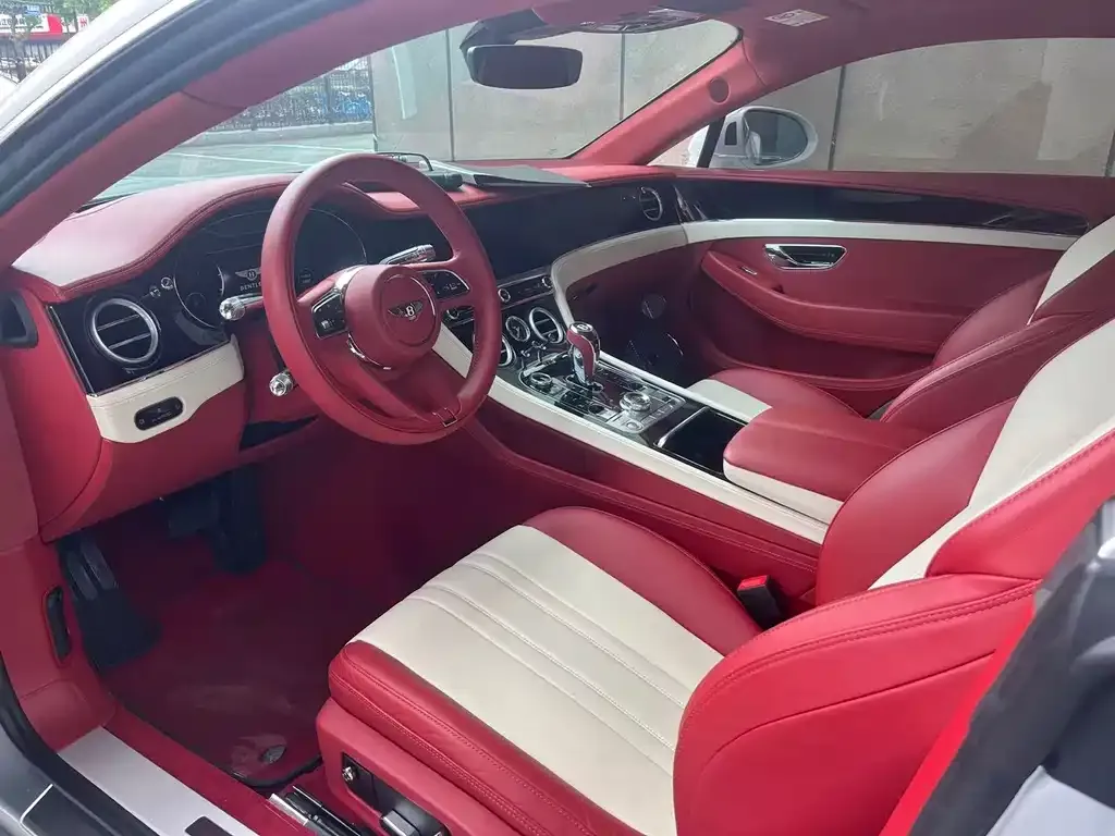 Bentley Continental 2021 из CN, фото 3
