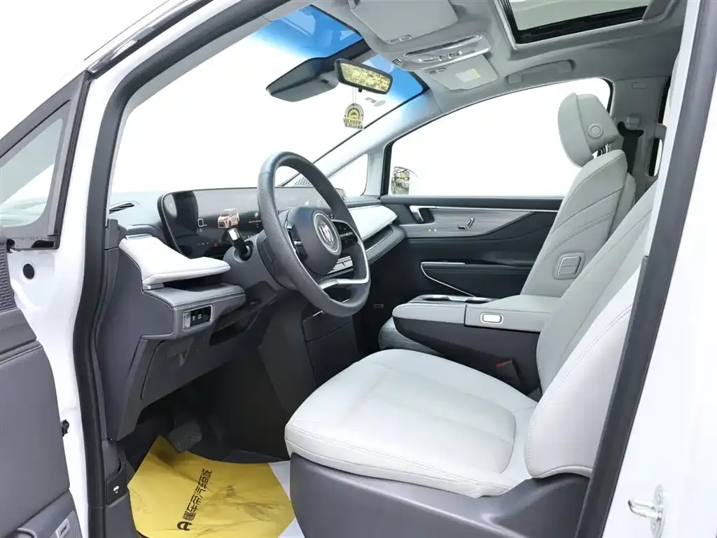 Buick GL8 2024 из CN, фото 8