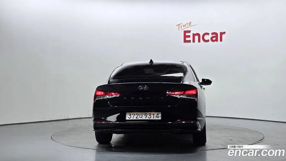 Hyundai AVANTE — фото 4