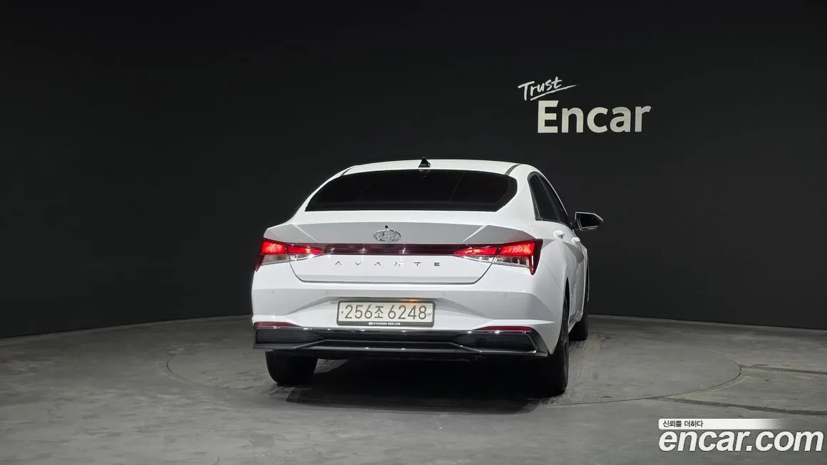 Hyundai AVANTE — фото 4