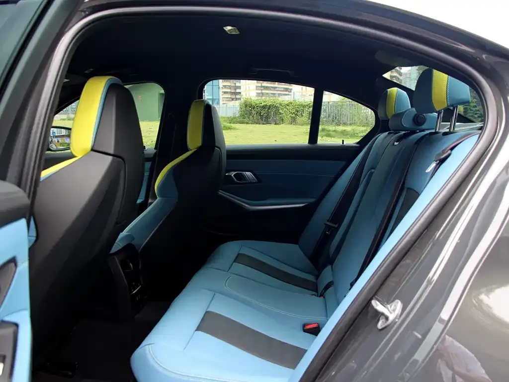 BMW M3 2024 из CN, фото 10