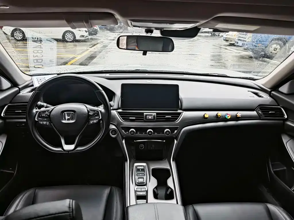 Honda Accord — фото 5
