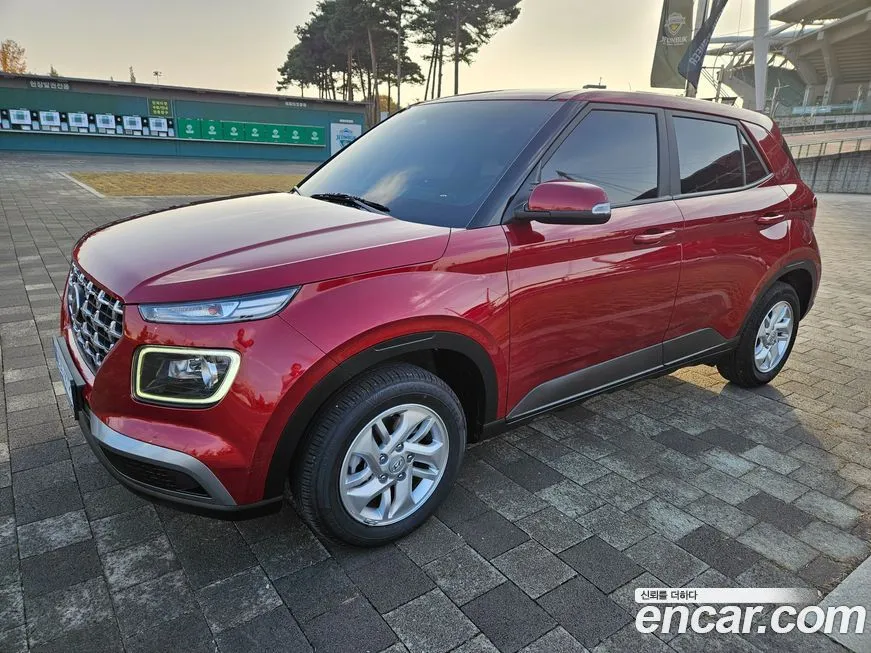 Hyundai Venue 2023 из KR, фото 2