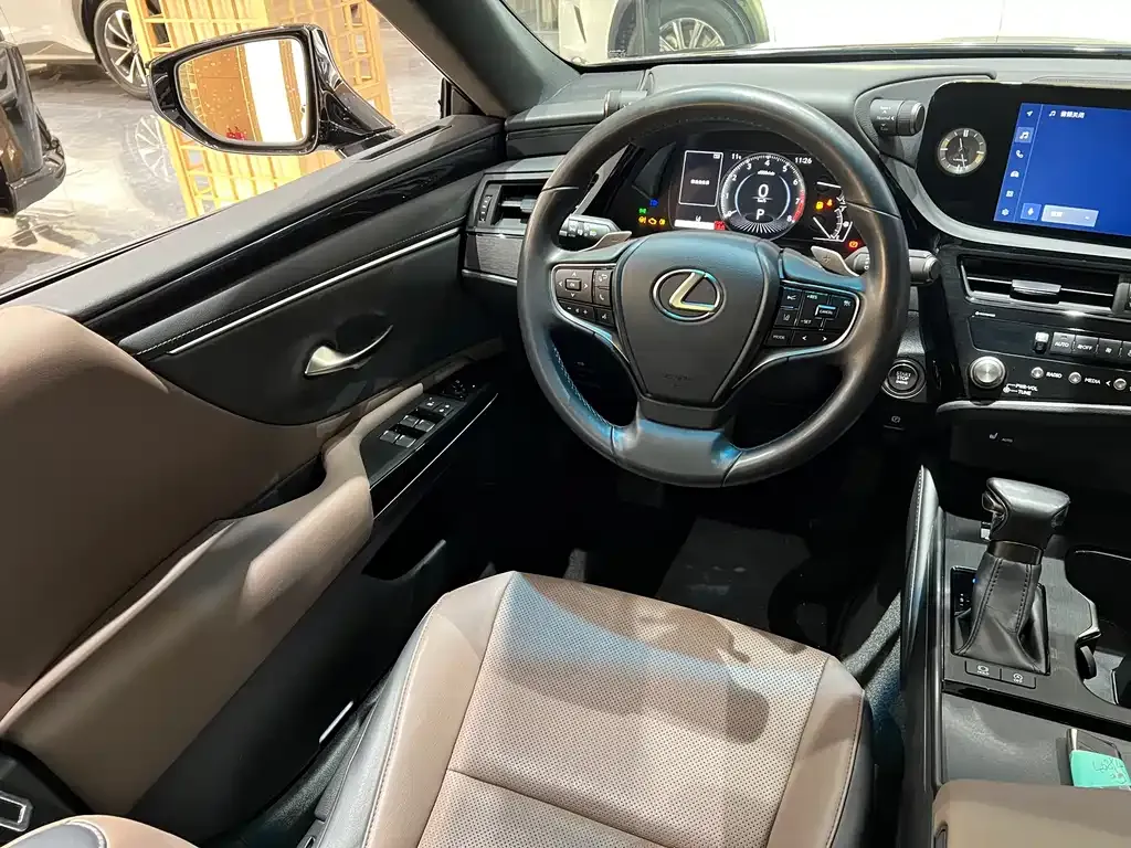 Lexus ES 2023 из CN, фото 5