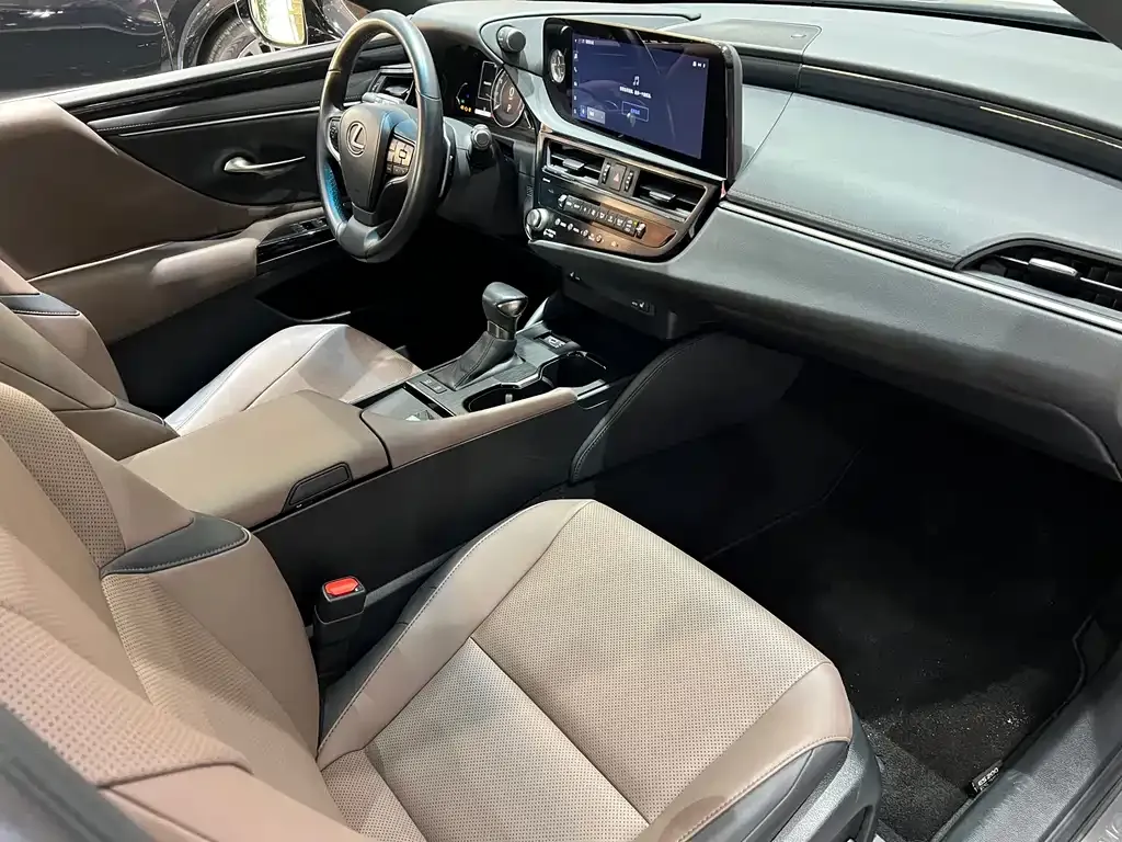Lexus ES 2023 из CN, фото 6