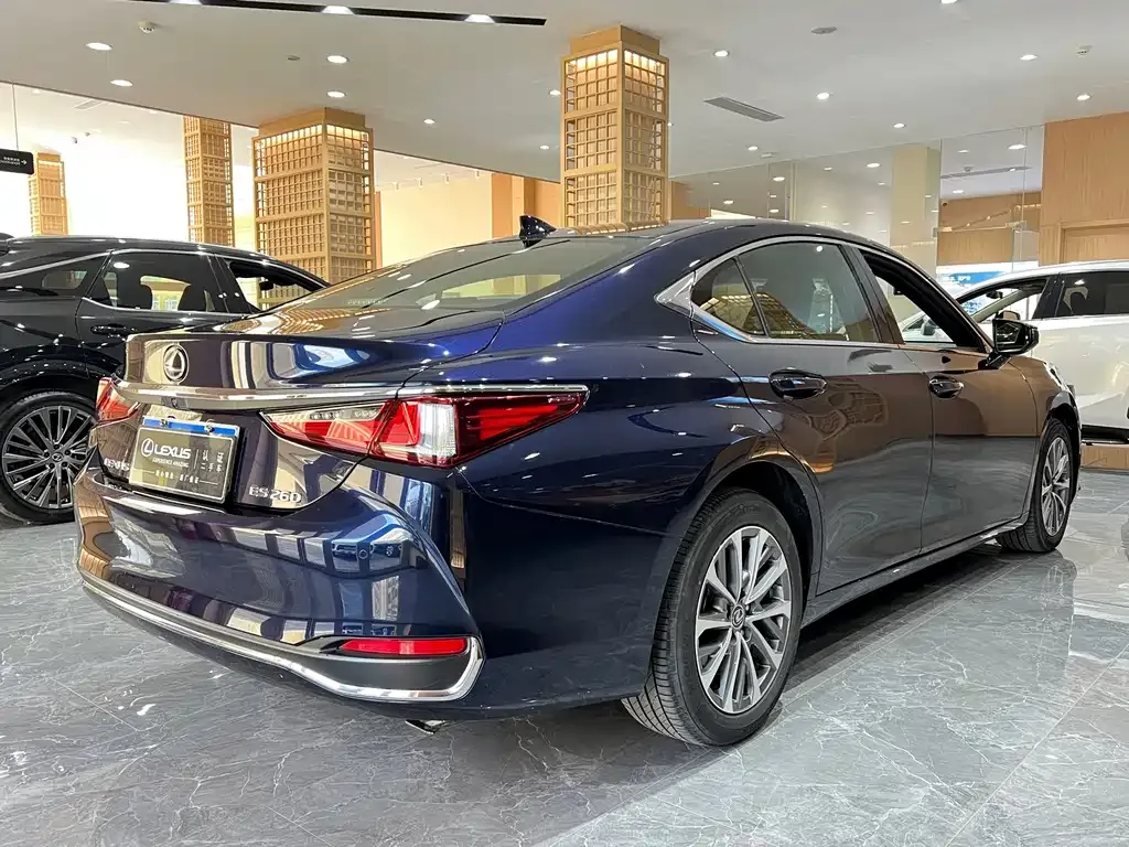 Lexus ES 2023 из CN, фото 7